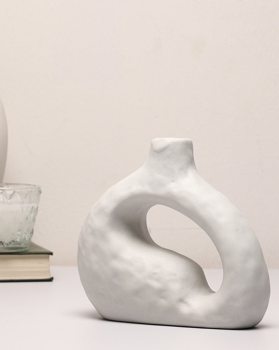 White Solid Abstract Shaped Minimalistic Ceramic Vase Camel Cutout - Image 3