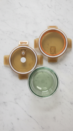 4 Pack Nested Clear Glass Food Storage Container Set with PE Lids.